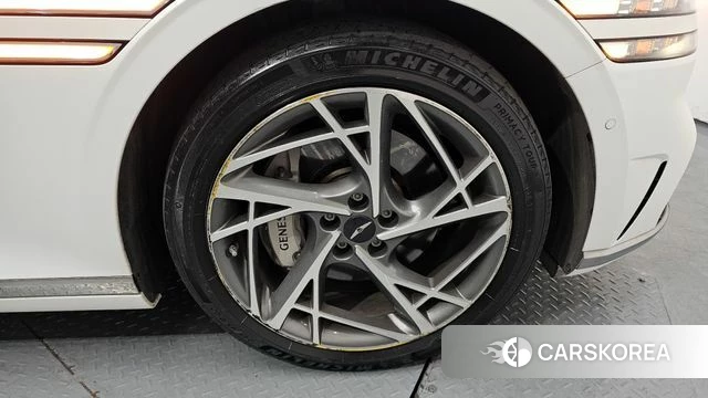 Genesis G90 (RS4) id 4194832 из Кореи 13