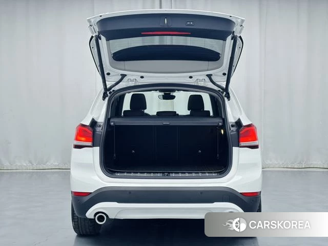 BMW X1 id 4314077 из Китая 13