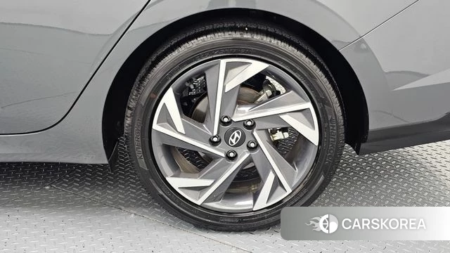 Hyundai The New Avante (CN7) id 4778009 из Кореи 13