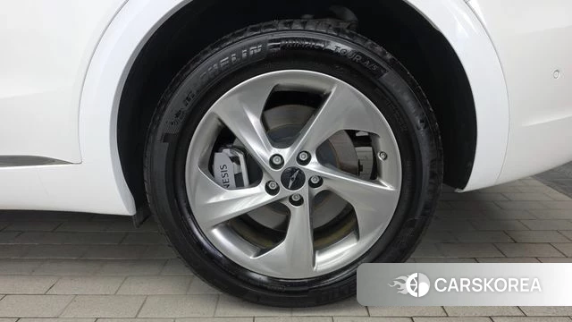 Genesis GV70 id 4700933 из Кореи 13