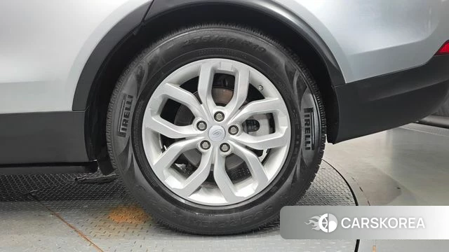Land Rover Discovery 5 id 4508462 из Кореи 13