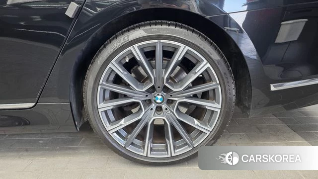 BMW 7 Series (G11) id 4250929 из Кореи 13