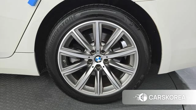 BMW 5 Series (G30) id 4633050 из Кореи 13