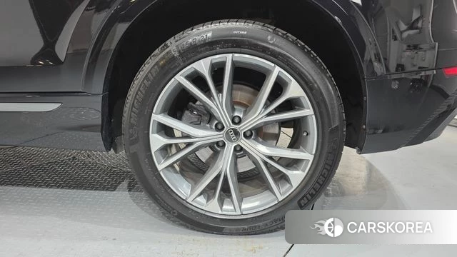 Audi Q8 (4M) id 4849134 из Кореи 13