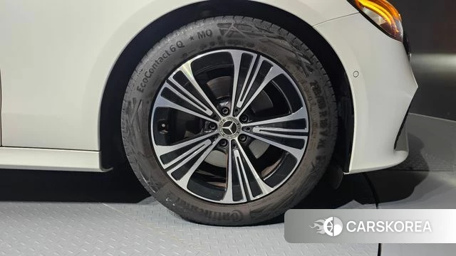Mercedes-Benz E-Class W214 id 4554451 из Кореи 13