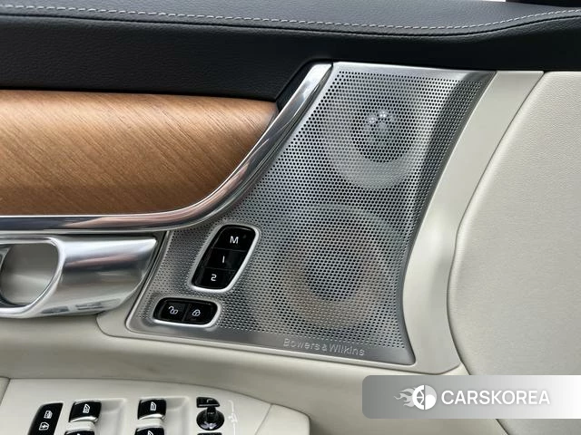 Volvo S90 PHEV id 4238848 из Китая 13