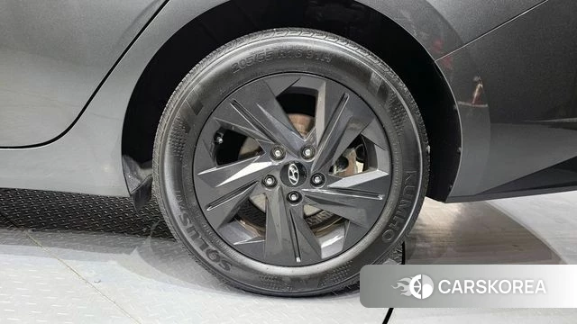 Hyundai Avante Hybrid (CN7) id 4292704 из Кореи 13