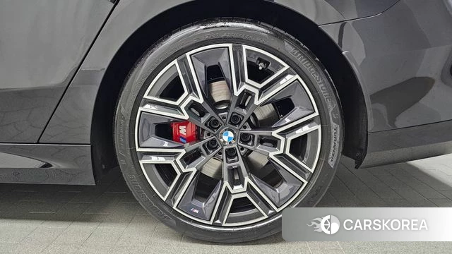 BMW 5 Series (G60) id 4441539 из Кореи 13