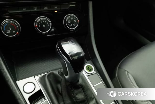 Volkswagen Sagitar id 4275816 из Китая 13
