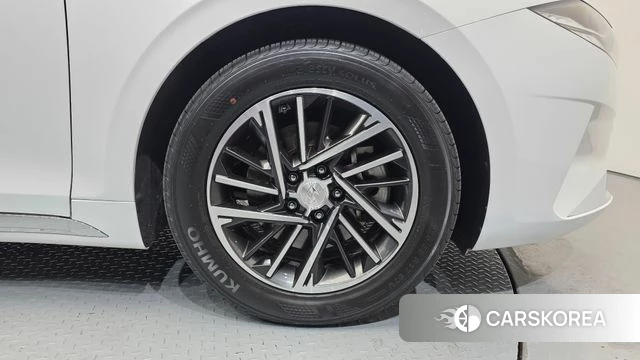 Hyundai The New Grandeur IG id 4268331 из Кореи 13