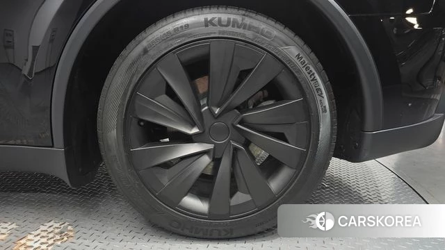 Tesla Model Y id 4634981 из Кореи 13