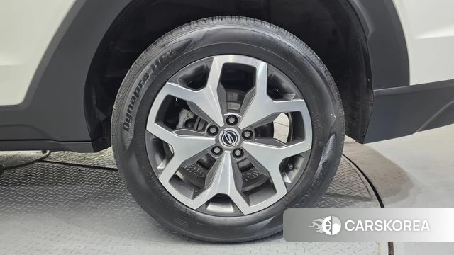 Ssangyong Torres id 4337640 из Кореи 13