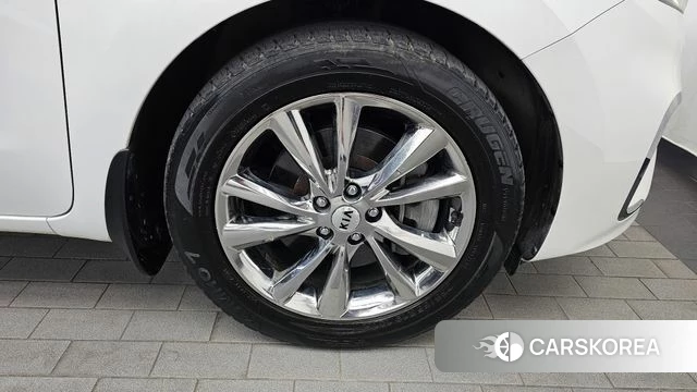 Kia The New Carnival id 4907489 из Кореи 13