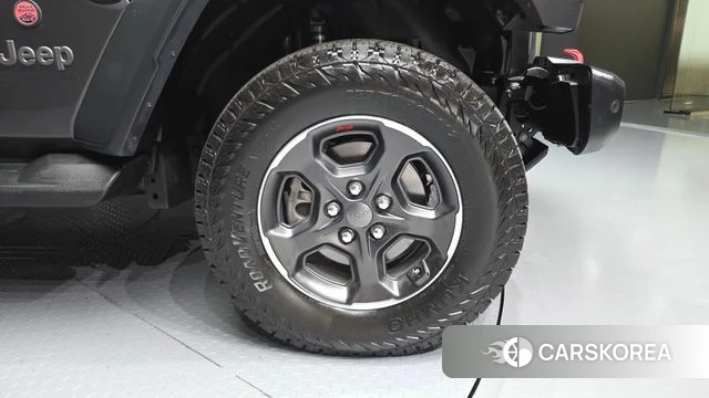 Jeep Gladiator (JT) id 4506433 из Кореи 13