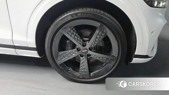 Genesis GV70 id 4593691 из Кореи 13