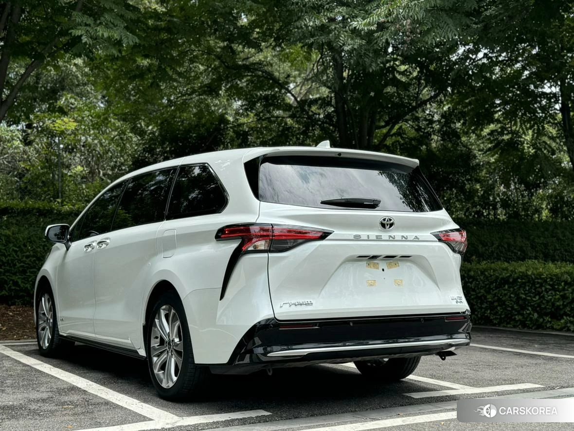 Toyota Saina id 4485519 из Китая 13