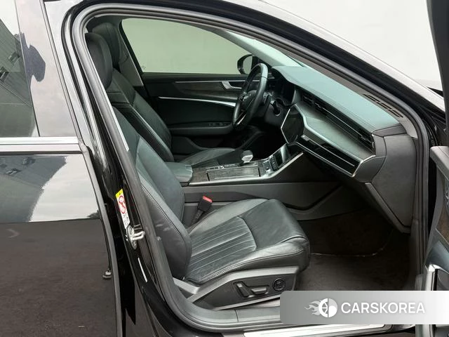 Audi A6L id 4349026 из Китая 13