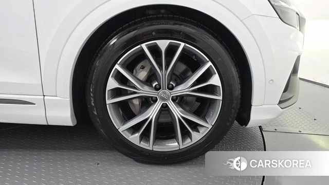 Audi Q8 (4M) id 4835982 из Кореи 13