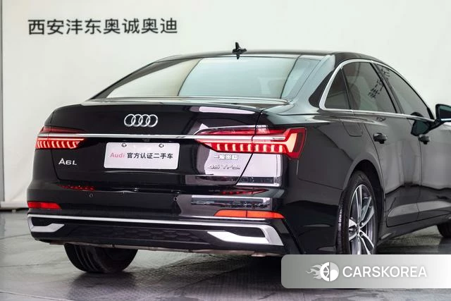 Audi A6L id 4300997 из Китая 13