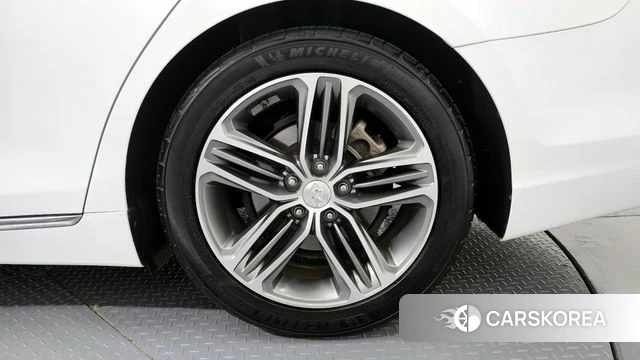 Hyundai Grandeur IG id 4246282 из Кореи 13