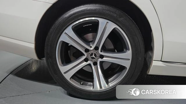 Mercedes-Benz E-Class W213 id 4605332 из Кореи 13
