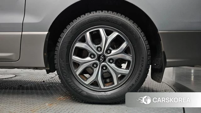 Hyundai The New Grand Starex id 4658189 из Кореи 13