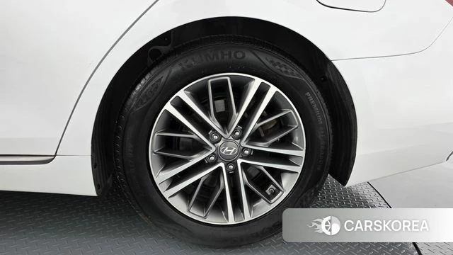 Hyundai Grandeur IG id 4447584 из Кореи 13