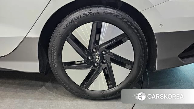Hyundai Ionic 6 id 4893027 из Кореи 13