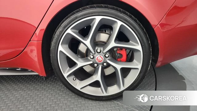 Jaguar XE id 4447258 из Кореи 13