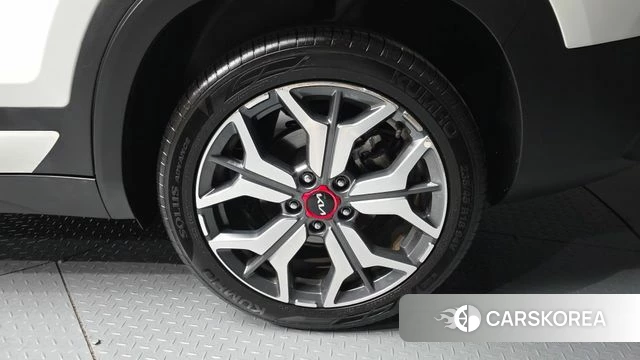 Kia Seltos id 4433643 из Кореи 13