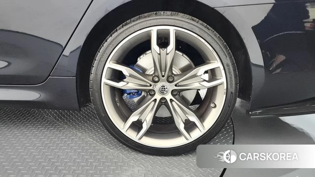 BMW 5 Series (G30) id 4642817 из Кореи 13