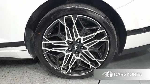 Hyundai Grandeur Hybrid (GN7) id 4500241 из Кореи 13