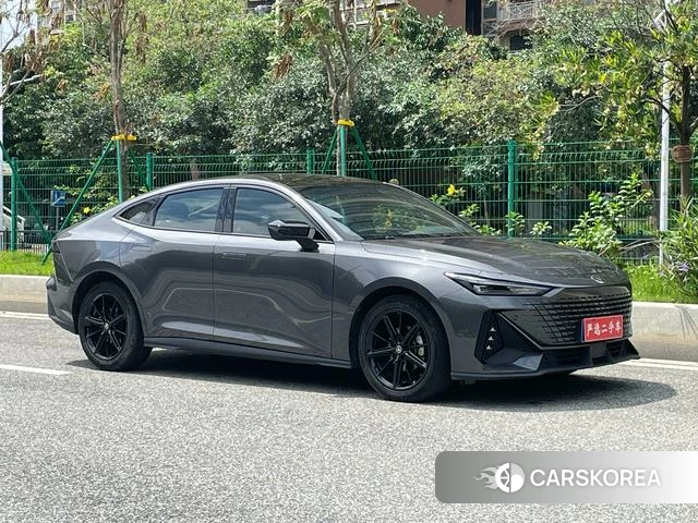 Chang'an UNI-V id 4374465 из Китая 13