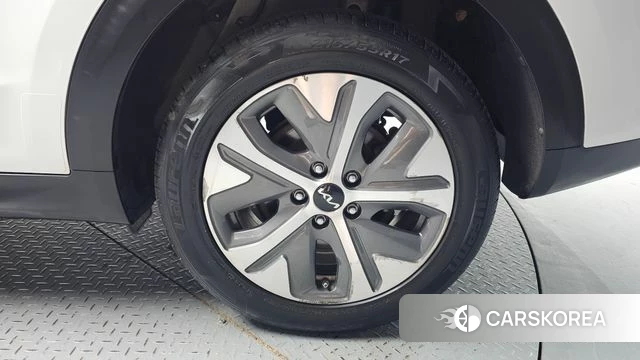 Kia Niro Plus id 4716038 из Кореи 13