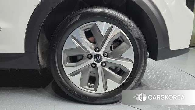 Kia Niro EV id 4269065 из Кореи 13