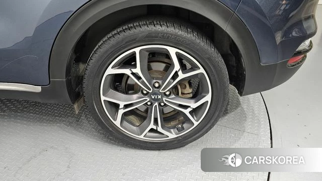 Kia Sportage The Bold id 4482125 из Кореи 13