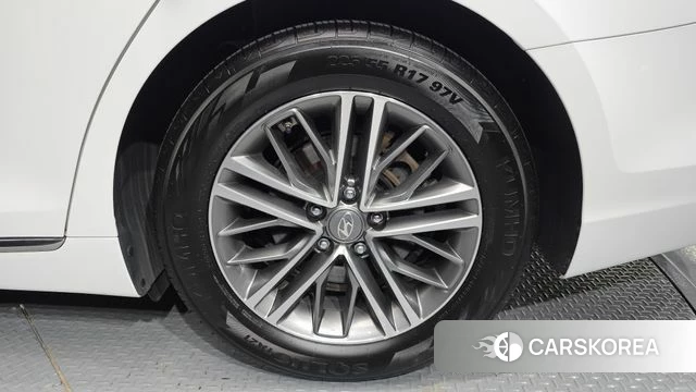 Hyundai Grandeur IG id 4435235 из Кореи 13