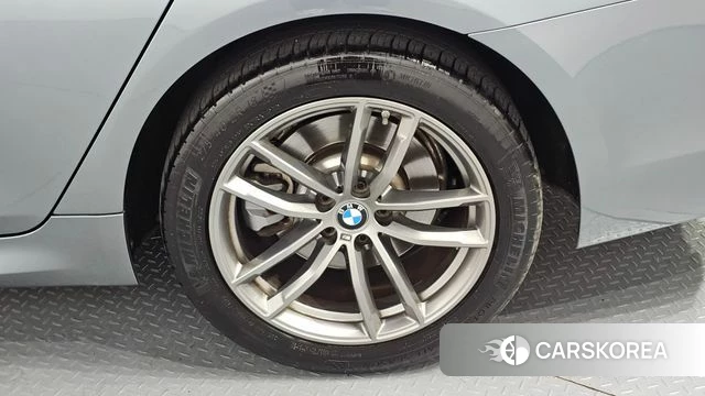 BMW 5 Series (G30) id 4508605 из Кореи 13