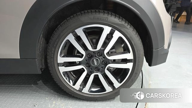 Mini Cooper S Convertible id 4354477 из Кореи 13