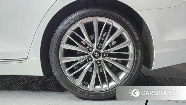 Hyundai Grandeur IG id 4430581 из Кореи 13