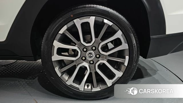 Ssangyong Torres id 4433179 из Кореи 13