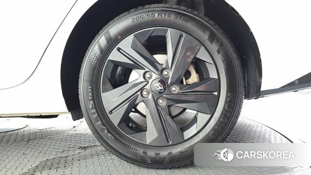 Hyundai Avante (CN7) id 4624011 из Кореи 13