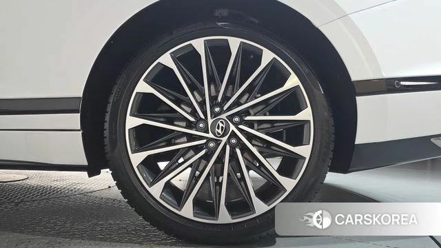 Hyundai Grandeur Hybrid (GN7) id 4879951 из Кореи 13