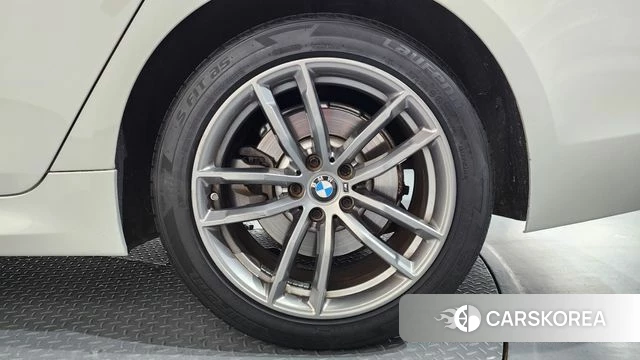 BMW 5 Series (G30) id 4765502 из Кореи 13