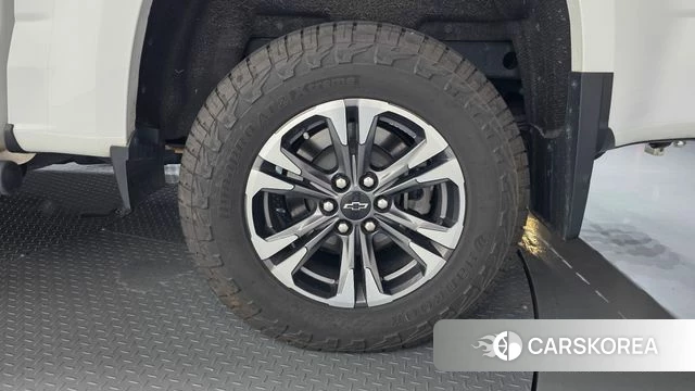 Chevrolet (GM Daewoo) Real New Colorado id 4651502 из Кореи 13