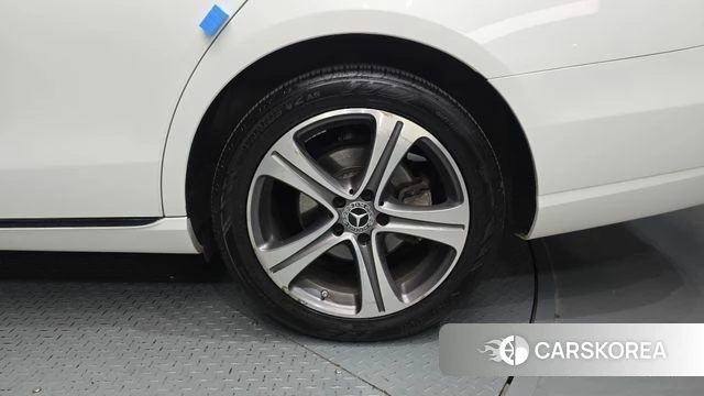 Mercedes-Benz E-Class W213 id 4471470 из Кореи 13