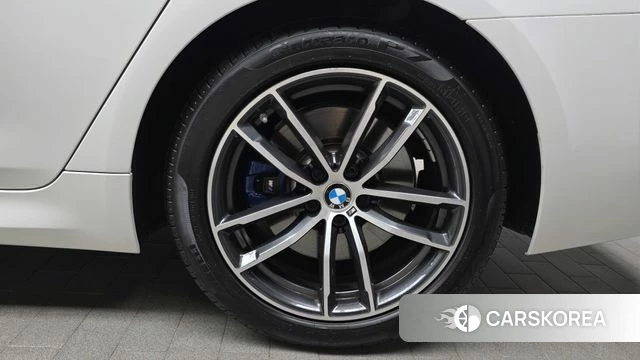 BMW 5 Series (G30) id 4640660 из Кореи 13