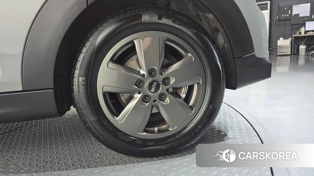 Mini Cooper id 4518100 из Кореи 13