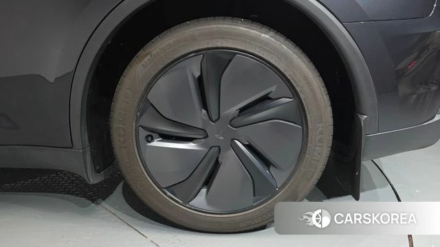 Tesla Model Y id 4834049 из Кореи 13