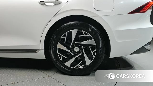 Hyundai The New Grandeur IG Hybrid id 4244364 из Кореи 13